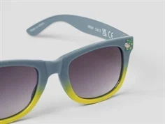 Gurli gris motiv på Llseblå og solbrille til de mindste børn fra Name It 13240679 Spring lake